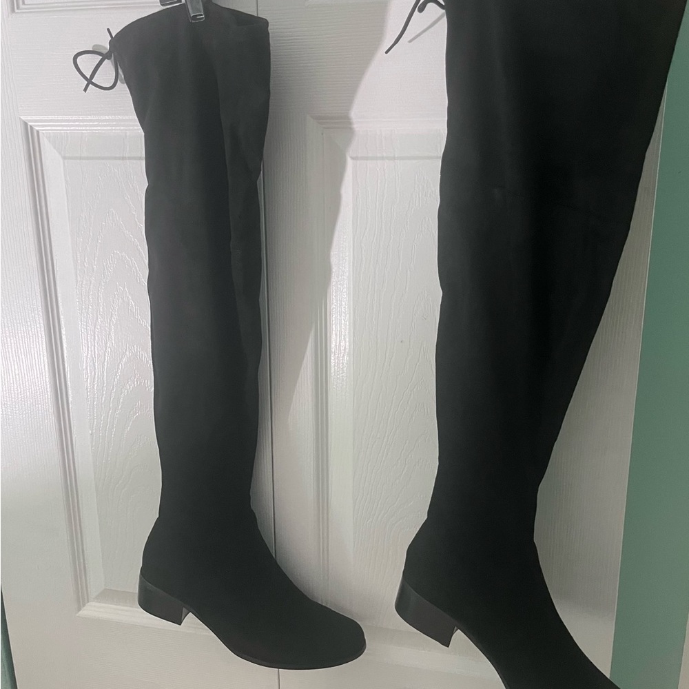 Brand New Size 8.5 Charles David over the knee boots